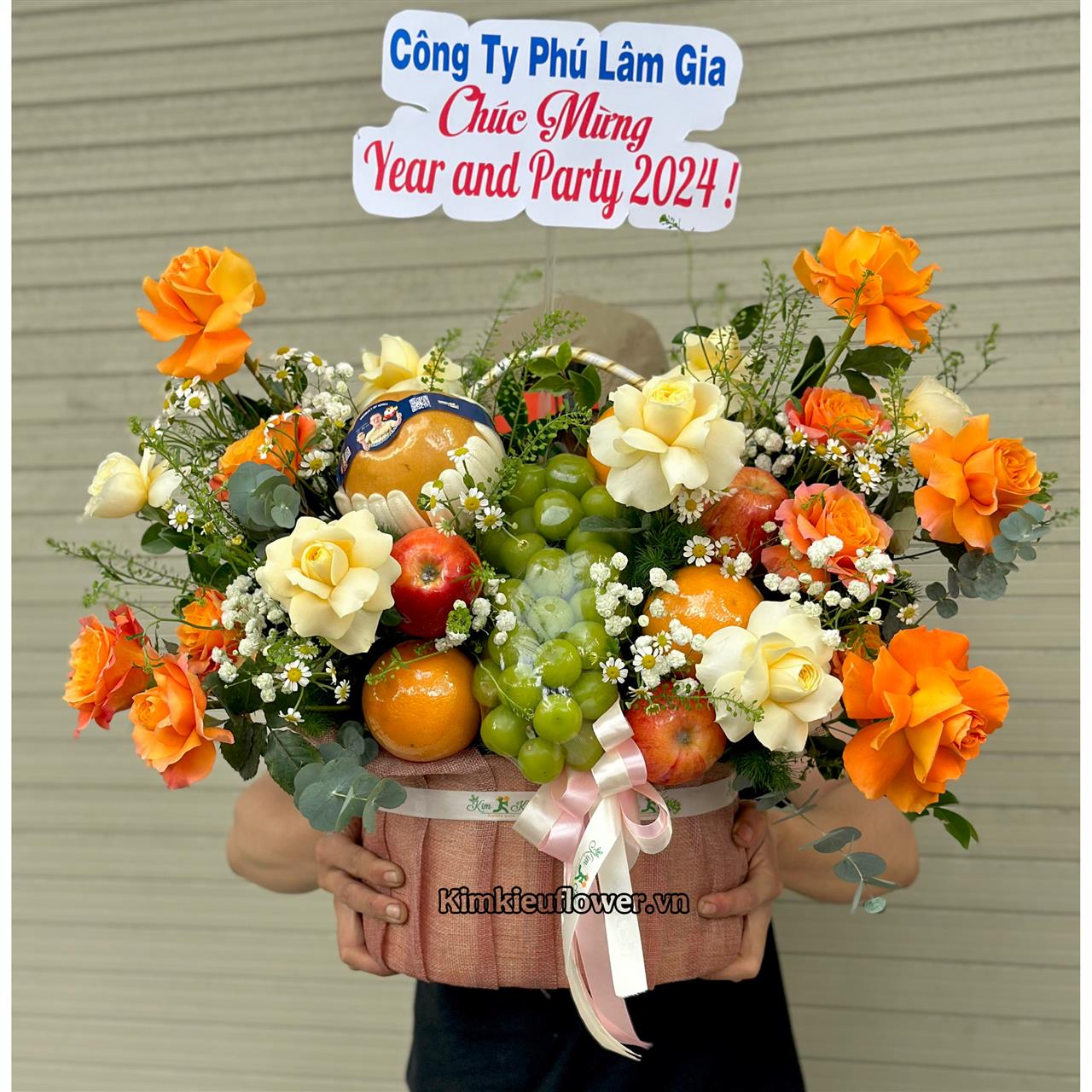 đi thăm bệnh tặng trái cây kết hợp mang tinh cần tích cực, lạc quan hơn